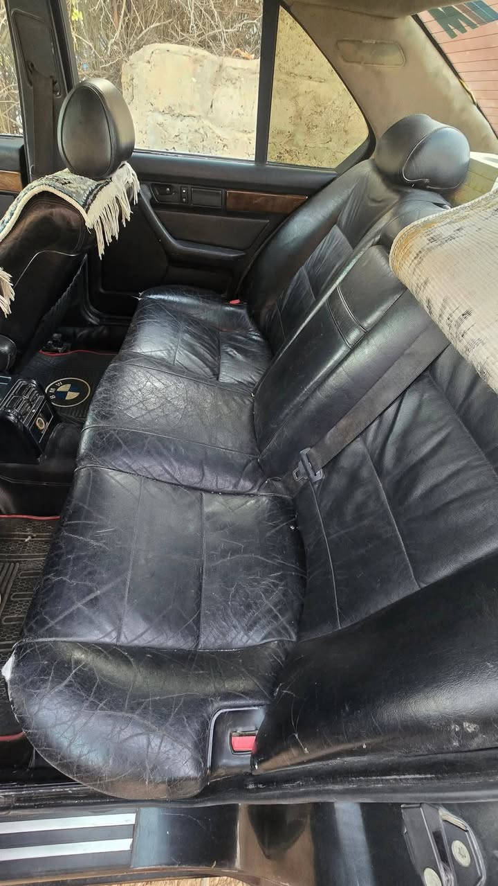 525 موديل91 اصل 30
محرك وكير جديد زيرو شرط
طخم امامي وخلفي كلو جديد
اكسن ودرايم شفتات جدد
تبريد ثلج منضومه جديدة وتدفئه شغاله
غرفة جلد صاج دبل جكمجة
كوبون بانزين 
وايرمنية كلها شغالة
4جامات اوتو
مروحة كهرباء تنسة الحماوه 
ويل شعاع وطخم تايرات جدد
مصبوغة جمالية بدون حادث 
تحويل فقط بدون وكاله
السعر 60 وبيها مجال بسيط
***********
