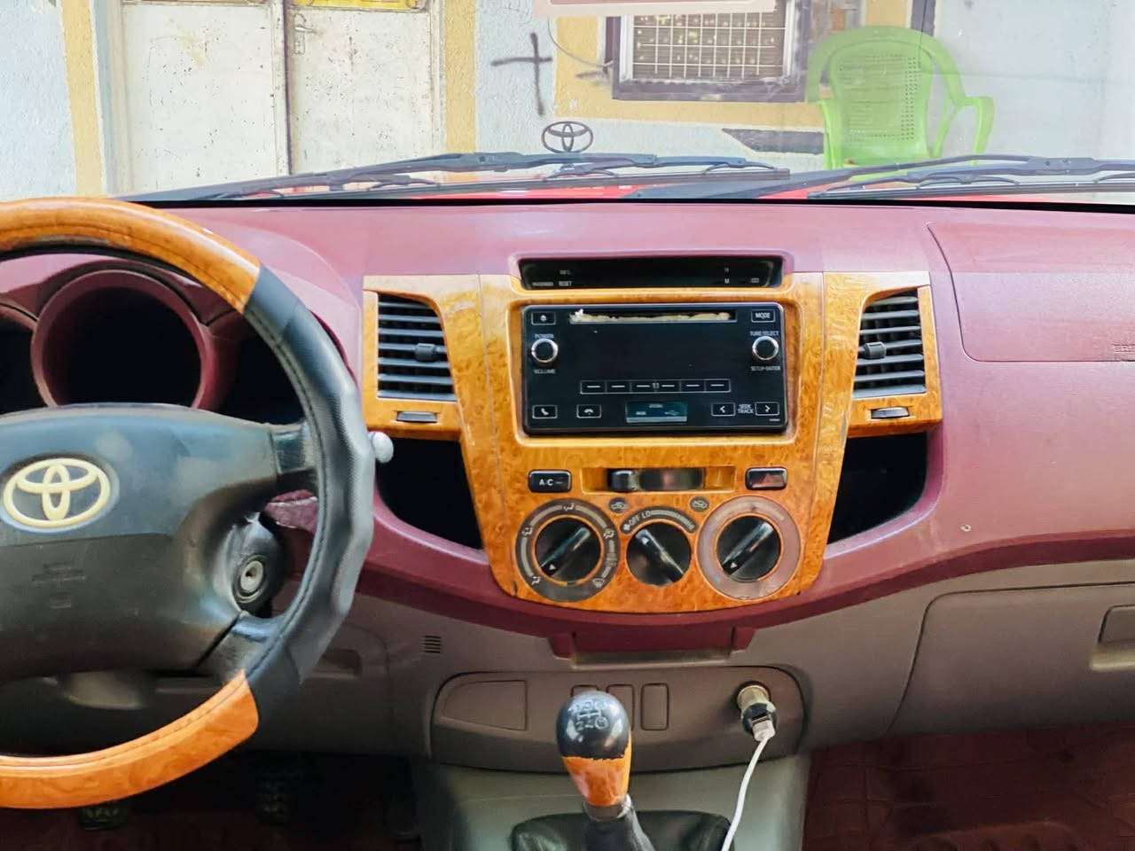 بيكم كويتي كشن منفصل موديل 2011 رقم بغداد دولي بأسمنه بيه صبغ قطعتين ونصف بدون اي دواخل بابل الحمزه الغربي خارج سعره 138 ورقه مجال حق الجيه شاصي 190مكفول ***********
