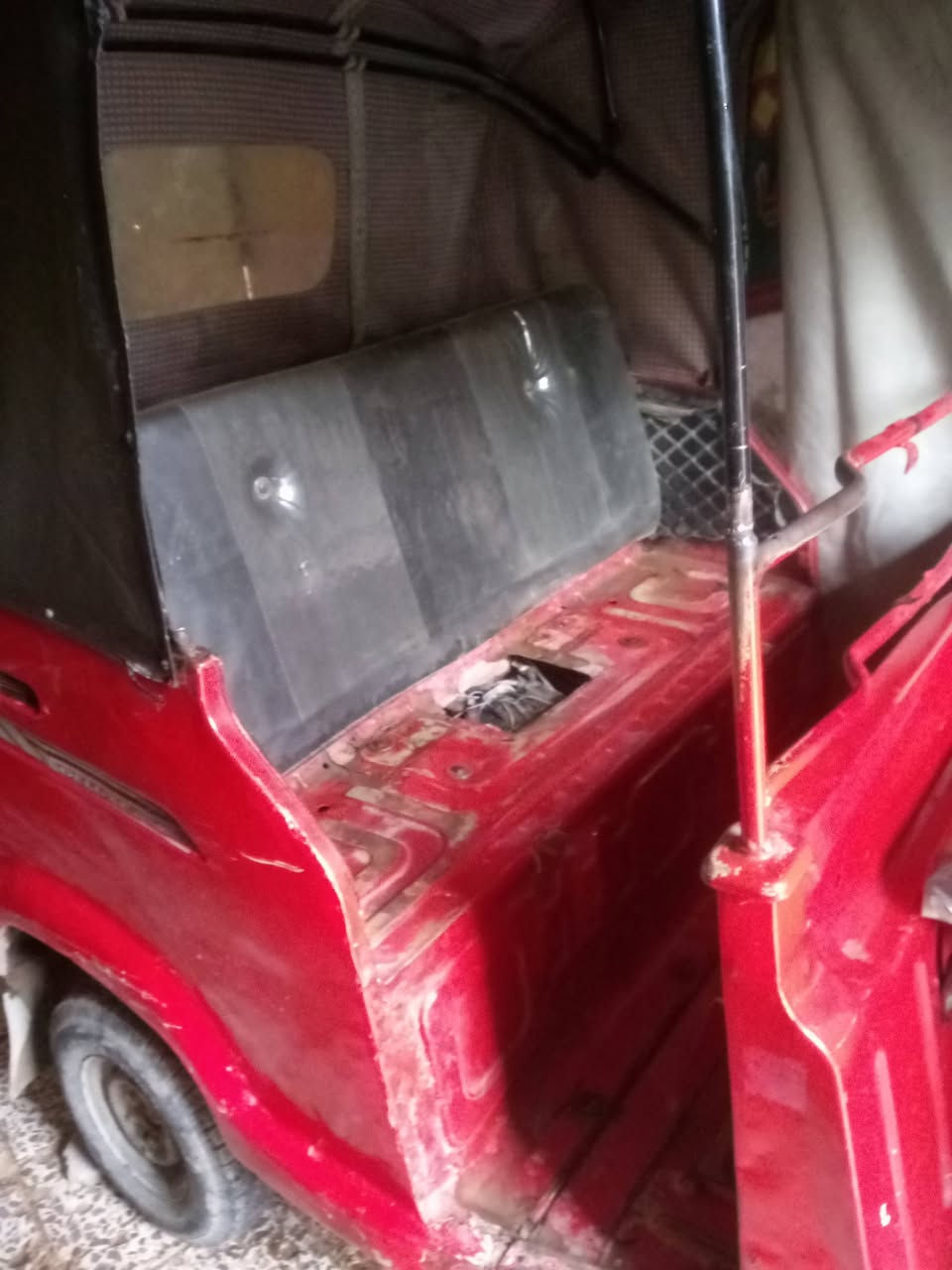 سلام عليكم تكتك 2018اوراق سنستاخ سعر 3مليون وربع رقم الهاتف ***********
