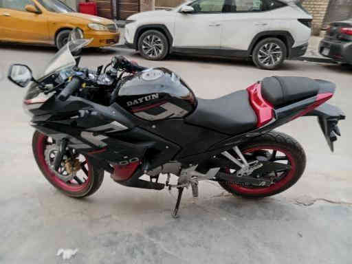 دايوان 200RR دراجه من الشركه ادوات اشتريتها لحد هسه مشيت بيها 1400 بس... مكفوله نظيفه كلش العيب الي بيها لا رقم. ولا اوراق... الكل يعرف الادوات ميجي وياها اوراق عارضها مليون و600 الشراي ويجي يتعب بجيته انزله واتساهله بالسعر... *********** بغداد *********** بغداد
