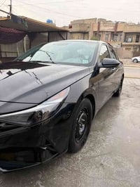 للبيع النترا 2023 حادثها كما مرفق في الصور  محرك 2000 دوش  بصمة تشغيل ...