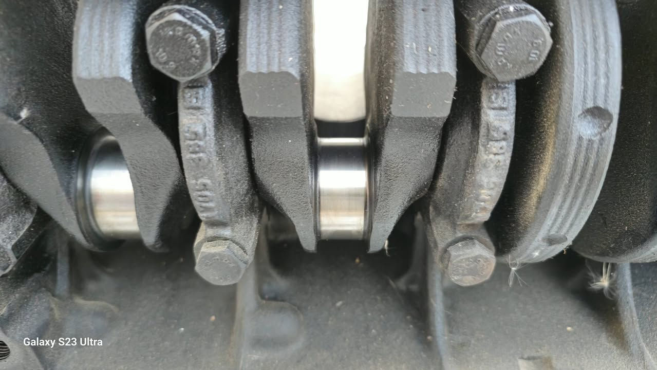 محرك بيم مفتوح كامل ٥٢٥ نظيف فقط ايدخن جاست عندي الرنكات وحورت السياره vvt لان ما عدنه غراض بالمحافظة وريد ابيعه اي استفسار ***********
