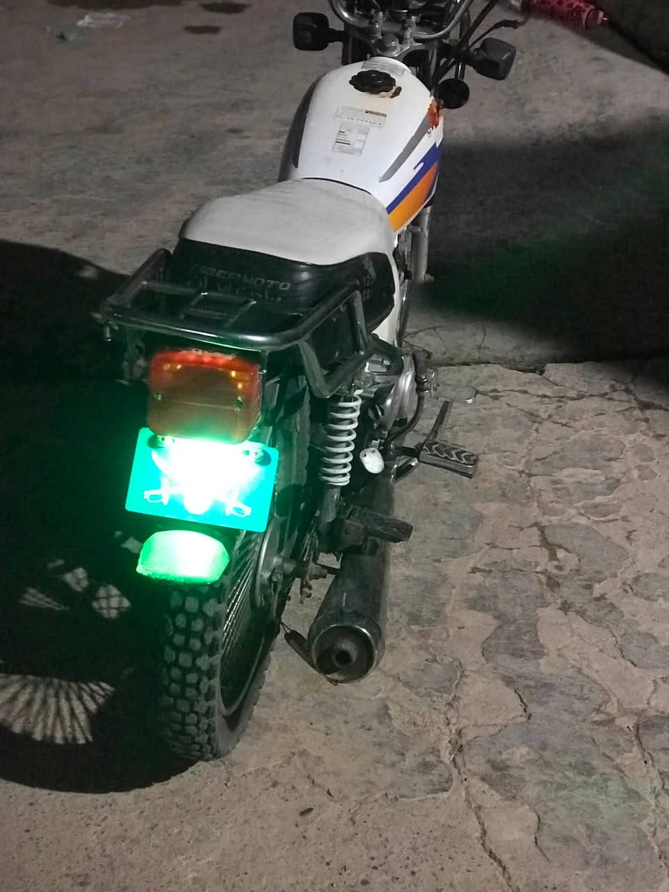 ماطور تايكر سخت ١٩
ماطور نضيف ما مفتوح 
كهرباياتو شغاله
بي منفيس
مكينه لا صرف ًولا نفخ 
السعر ٤٣٠بي مجال شي قليل 
العنوان حي القاهير


**إذا كنت صاحب هذا الإعلان وتريد حذفه لأي سبب، رجاءا أرسل رسالة إلى الدعم الفني**