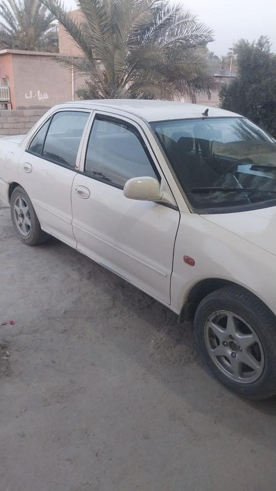 مكلف بالنشر براتون حرة للبيع موديل 2002 گير عادي رقم بغداد السيارة بلادي بدون صبغ فقط الجامرلغ الخلفي للسايق بي شي قلقل صبغ ومحرك بي تبخير السعر 40 وبيها مجال
‭0770 790 2847‬
