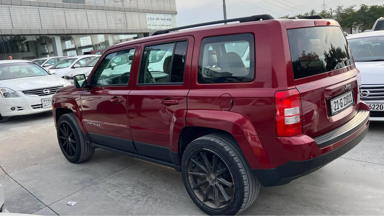 جيب باتريوت 2017  ضرر خفيف جامرلغ و بونيد بدون دواخل بدون ايرباك رقم و سنوية و هزة و فحص كل جديد لحد 2028 وباسمي سيارة جاهزة برغي نقص مابي سعر 120$ مكاني كلار *********** كالار, السليمانية
