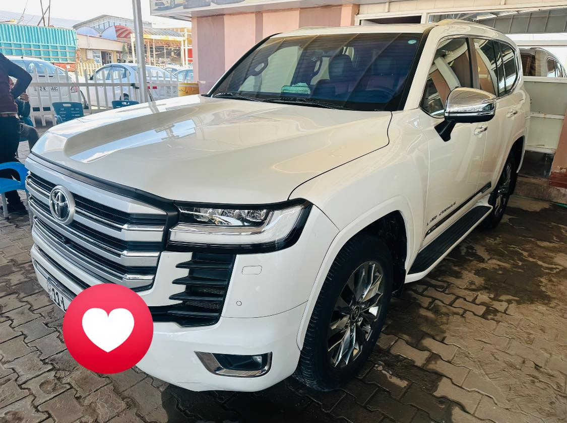 سلام عليكم 

لاندكروزر  VXR

البيع. 

موديل ٢٣

ماشيه ٥٩

مكفول 

مغلافه. PPF

بيبان. شفط 

داتشو 

اشاير اكزز 

مكينه تيربو 

٣شاشه 

داخل احمر 

رقم بغداد مميز 

***********
