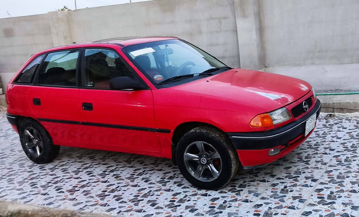 السلام عليكم ،استرا للبيع حجم 16موديل 92رقم نينوي ألماني سنوية خضرة شرط التحويل قفل  مركزي سلايت بور تايات طخم جديد باتري جديد بدون تبديل سعر42وبيها مجال للطيبين ***********
***********
