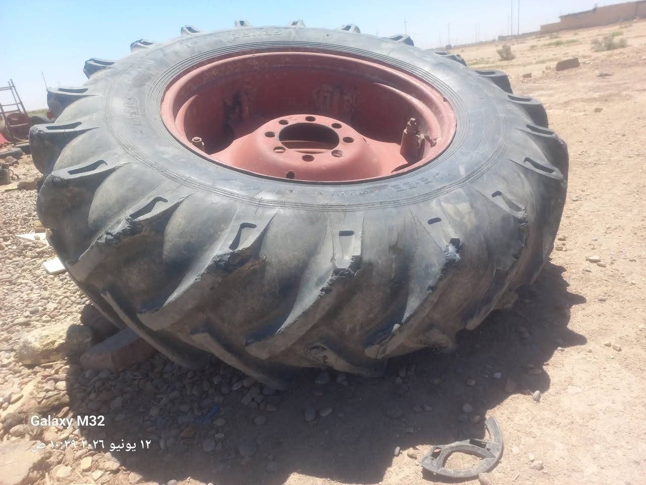 تاير عنتر ناصي  حجم  28 /14  منفوخ جاهز ميسان العماره  ***********
