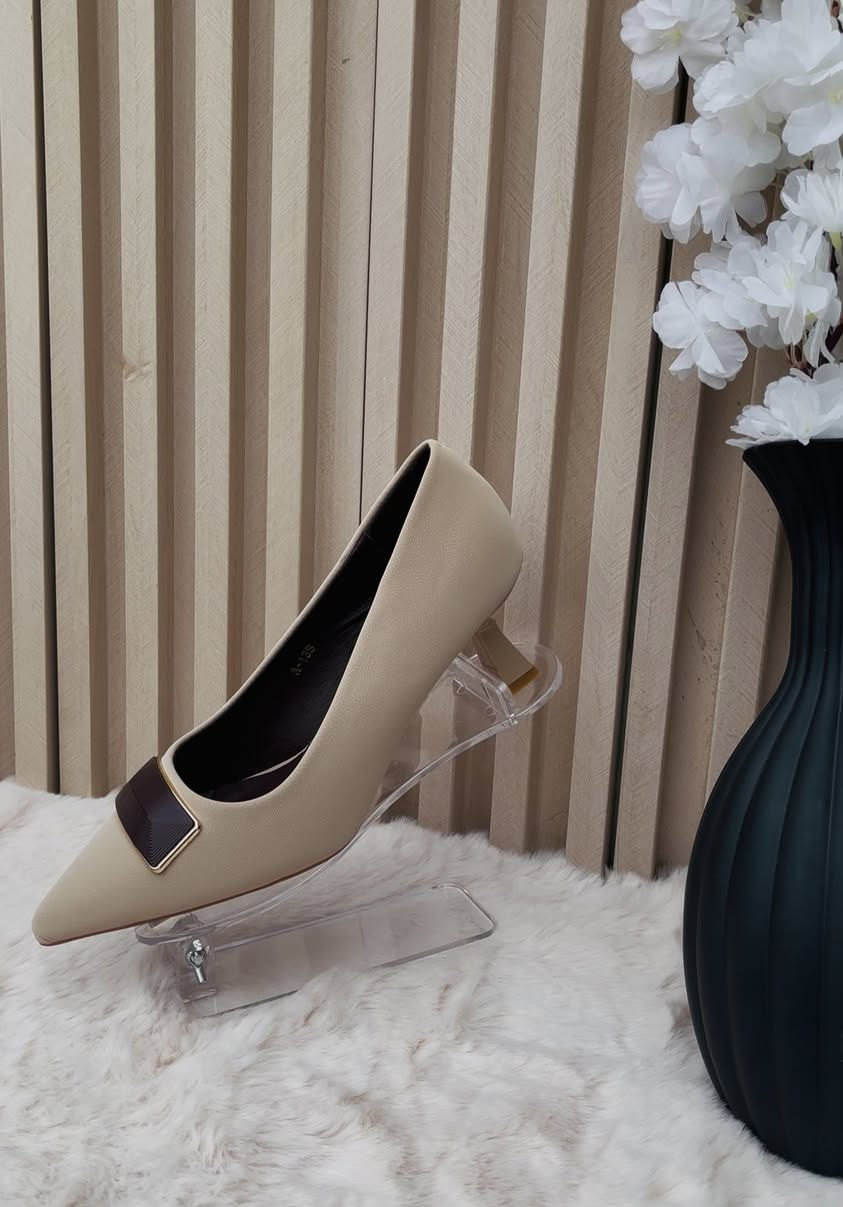 #استغلو العرض
#كعب 5سم
#كوالتي عالي جدا
#متوفر بجميع القياسات
#توصيل لكل محافظات العراق


**إذا كنت صاحب هذا الإعلان وتريد حذفه لأي سبب، رجاءا أرسل رسالة إلى الدعم الفني**