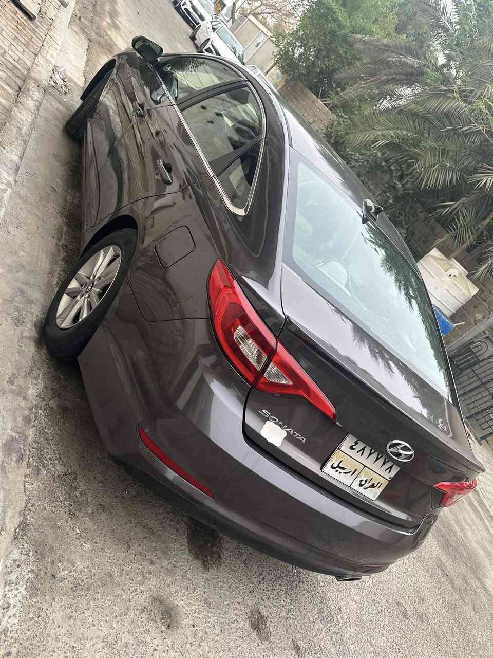 سوناتا 17 وراد أمريكي مبدل بيها راجس تبريد حداديه جاهزه بدون ضربه ما عده جاملق وباب وجاملق خلفي بارد فقط سياره ما بيها ضربه بجم سنويه منتهيه 2023 .. 
السعر 115 وبيها مجال بسيط. باقي التفاصيل ع واتساب
البصرة كرمه علي 
***********
