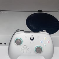 اكس بوكس سيريس اس • موديل ٢٠٢٣ • شاشة ٢٤ انش ١٢٠ هرتز