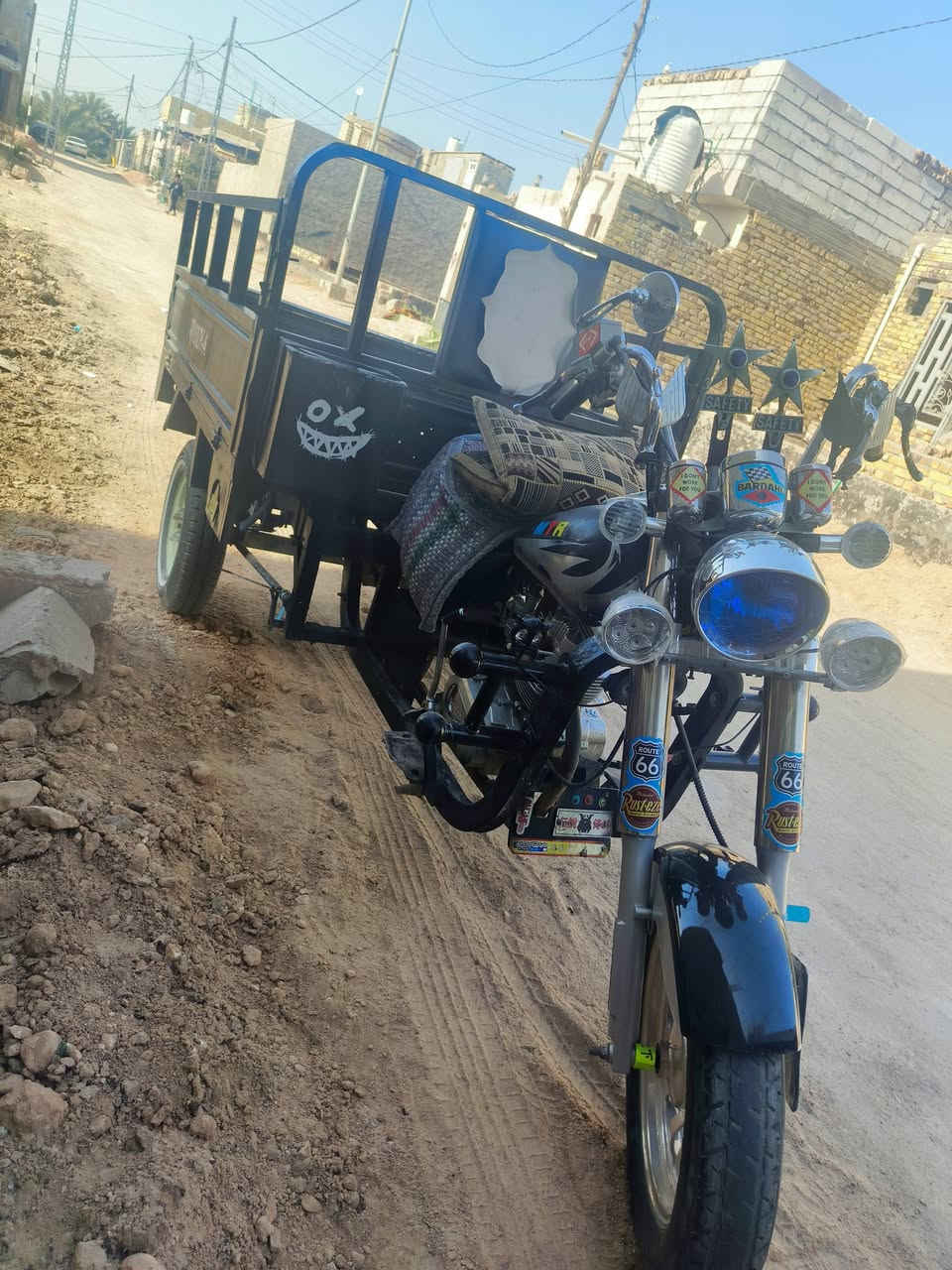 سلام عليكم للبيع موديل 10 رقم وسنويه نكليزي مداور ثاني يوم مكينه 24 جديده تعمير جديد شاصي مكفول ستوته برغي ماعايزه مكاني نجف عباسيه سعر خاص رقمي ***********
