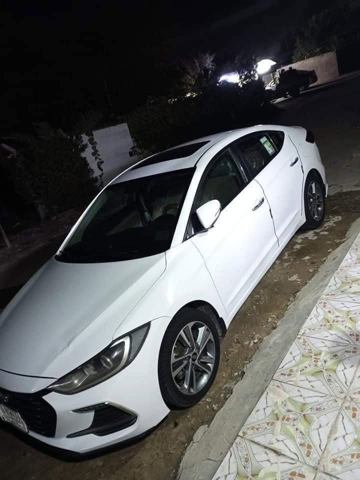 بيع فقط  

💎هونداي النترا       ELANTRA.    سوبر 
  
💎   2018👍.          رقم نجف ألماني بأسمي مداور ثاني يوم 

💎خليجي فول مواصفات عدا البصمه 
💎سلايد - فتحة
💎محرك 2000cc     
💎 جهاز موازنه. ABS
💎شاشة
💎تحكم أستيرن فول 
💎وضعيات قيادة متعدده ثلاث 
💎_ عادي وسبورت وذكي
💎 كاميرا  خلفي مع حساسات بلادي 

💎مري شفط 

💎لد نهاري 
مكينه وكير على وضع الشركه اترايك وين ميعجبك 
💎تبريد قطعتين. 
💎خمسه ويل كب/ويل كروم/ويل 17 مع حساس داخل الاطارات
💎يدات نيكل 
💎 كشنات مخمل مع ارضيه جلد
مكفوله من الحار بيها فقط بارد مع صبغ بنيد وجاملغ الخلفي شبر والباب
💎  حساس  بلادي 
    السعر.133 مع المجال اذا ميعجبك السعر أعبر المنشور

‼️العنوان  نجف مناذره 
رقم نجف ألماني بأسمى تحويل ثاني يوم. الشراي يتصل مامتواجد على الفيس 
رقم التليفون. ***********
