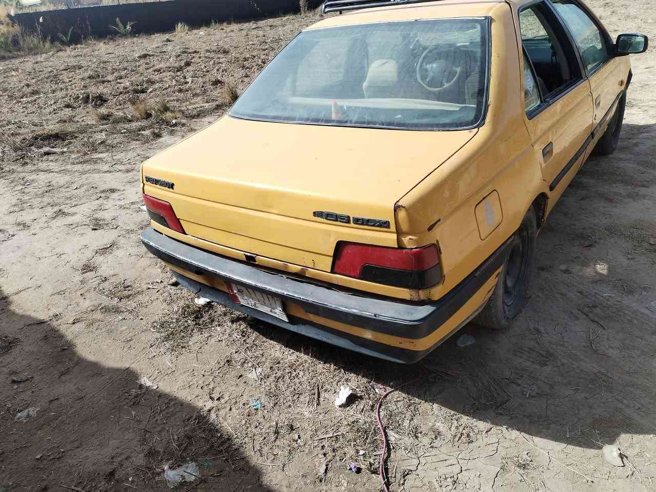 سلام عليكم بيجو 405 مديل ٩ ما مسجله هيئه  سعر ١٨ وبيها مجال رقم الهاتف *********** مكانها بابل محاويل
