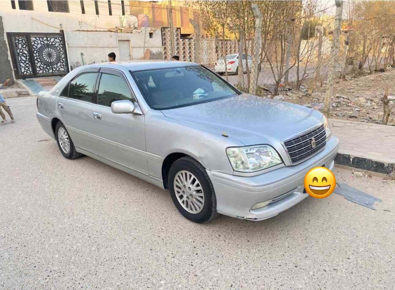 السلام عليكم ملكه  2001 دكمه كرستال كفاله اصوليات شرط التحويل فقط قماره رقم انكليزي باسمي عنوانها البصره للاستفسار ***********
السعر90
