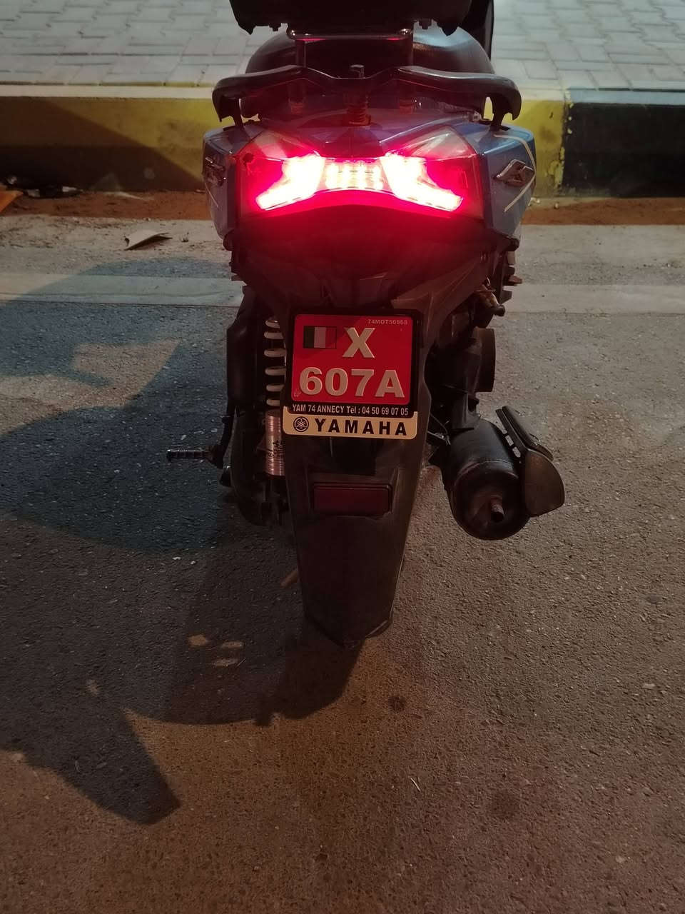 دراجة FS مكينة ماكس 49 دراجة نضيفة بدون نقص سعر 400 وبيها مجال بسيط للاستفسار الاتصال على الرقم ***********
