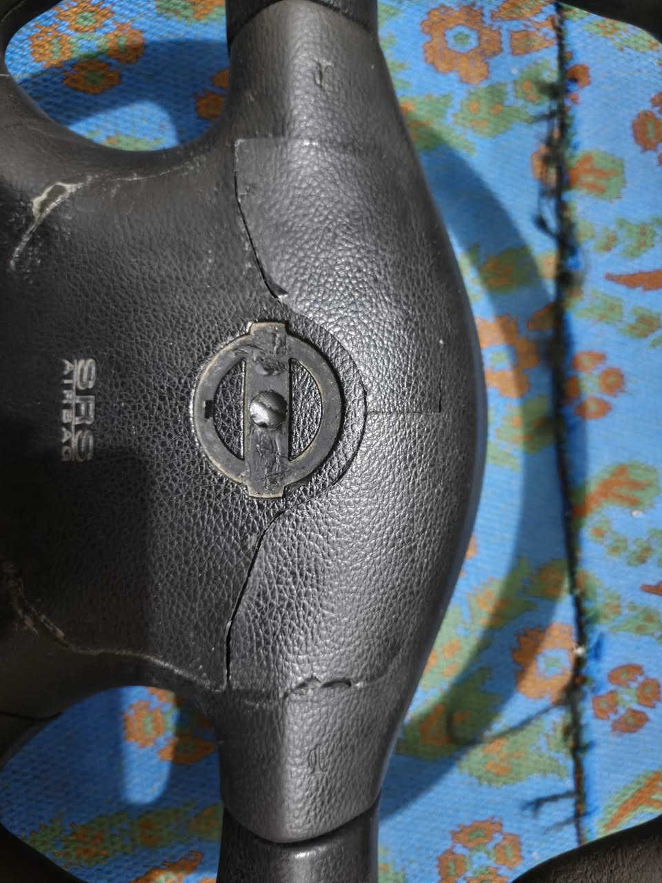 دركة ستيرن بهذا الشكل طاك الايرباك لون اسود ياباني انطيني سعر بيها واخذها الي يريدها يدخل خاص او واتس اب ***********
