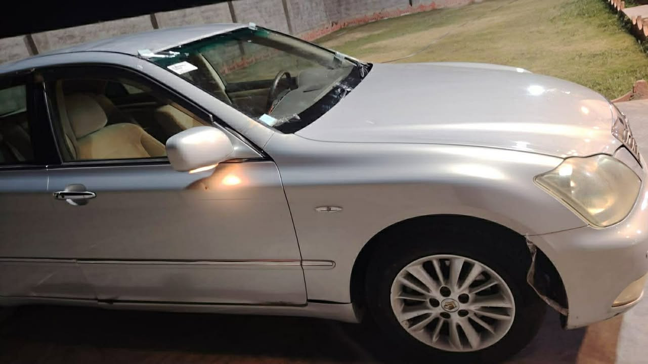 شاهينه موديل ٢٠٠٤ أدوات كصتين ٥ بصمه محرك كير جدد مكانها الأنبار. السعر. ٣٨ استفسار. ***********
