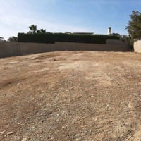 07815868532 قطعه للبيع المساحه 250/ م  مدفونه تراب طبقتين وسبيس    ومح...