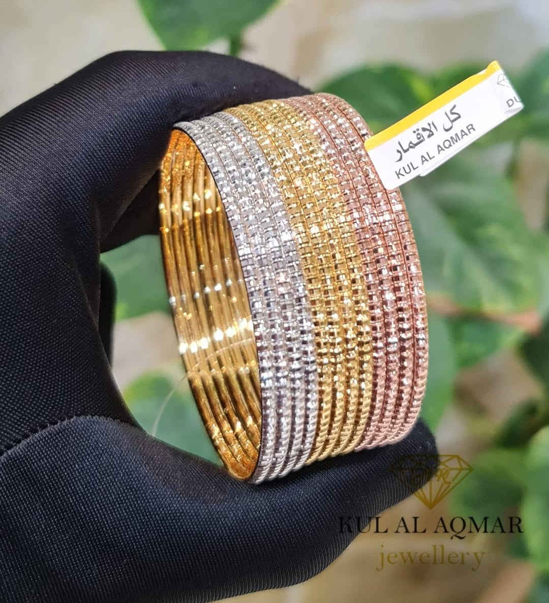 أجمل الماركات العالمية والدزاينات الحديثة للذهب 🌹
 الأيام القليله القادمه بضاعة دبي بالطريق الى النجف الاشرف🌹 داخل ♥️مجوهرات مهند العكايشي ♥️
الفرع الأول نجف حي الوفاء مجمع جوهرة العرب 🌹 
للحجز *********** ♥️
الفرع الثاني حي الإسكان مجمع الشراع الترفيهي 🌹
للحجز *********** ♥️
