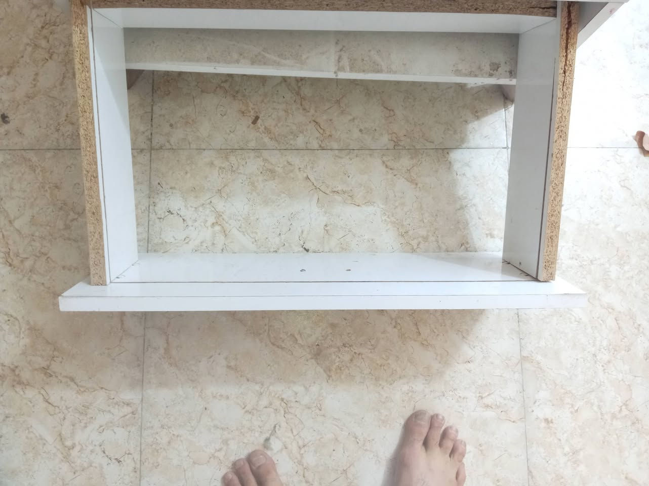 ميز مراية. السعر ١٠ محتاج فييرا فقط لاتصال ***********
