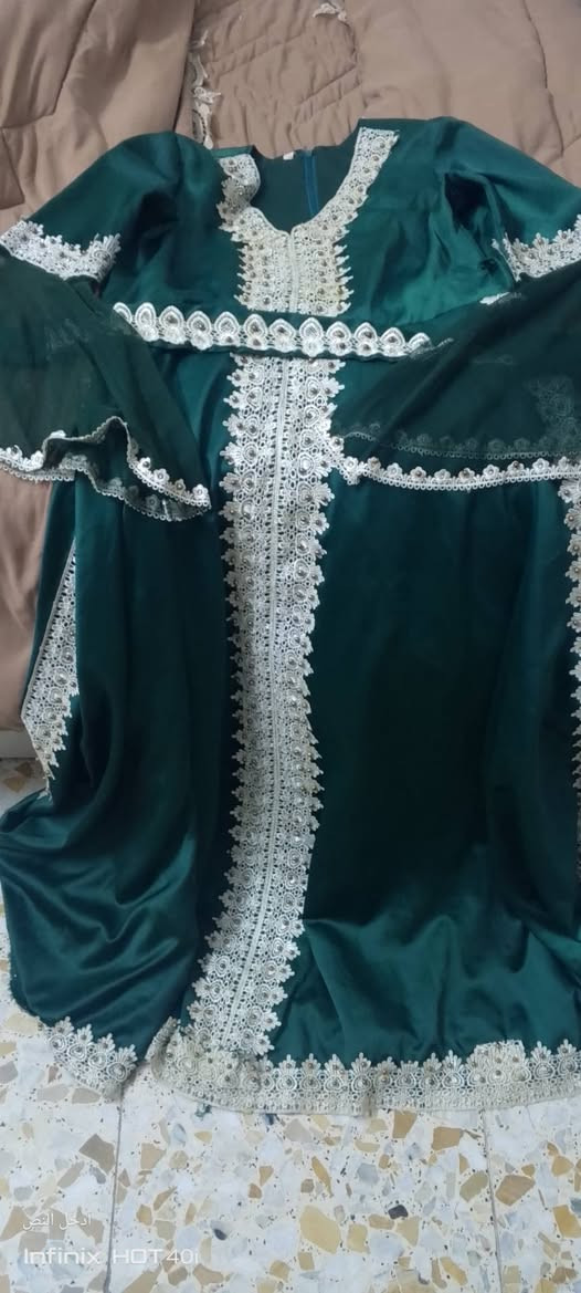 قفطان للبيع مستعمل قليل سعره ٤٠ وبيه مجال


**إذا كنت صاحب هذا الإعلان وتريد حذفه لأي سبب، رجاءا أرسل رسالة إلى الدعم الفني**