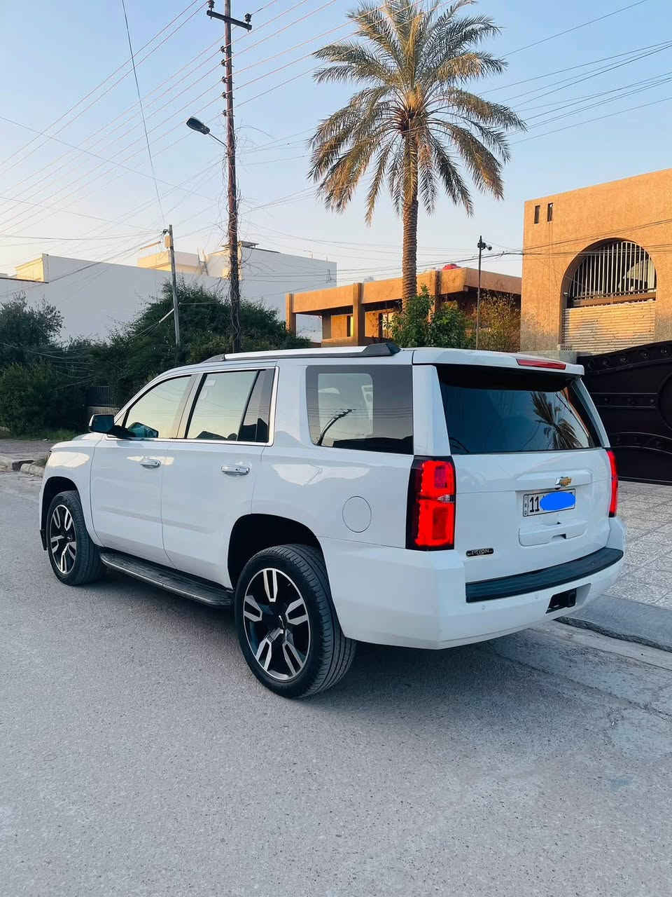 السلام عليكم للبيع تاهو 2015 سياره اصل بوليسي 

ابيض رقم بغداد مشروع وطني

ال اس مواصفات عاديه

مكينه 5300
كشنات كهرباء
جنطه كهرباء
كامره خلفيه
علامه سوده
فورويل
داخل مال برايمر
منظومه زنون اصلي
ماشيه 190

حادث قبق صندوق وجاملغ خلفي وباب 
‏السعر 265 وبيها مجال ***********￼￼ ￼￼
