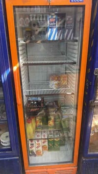 ثلاجات عرض • نجف