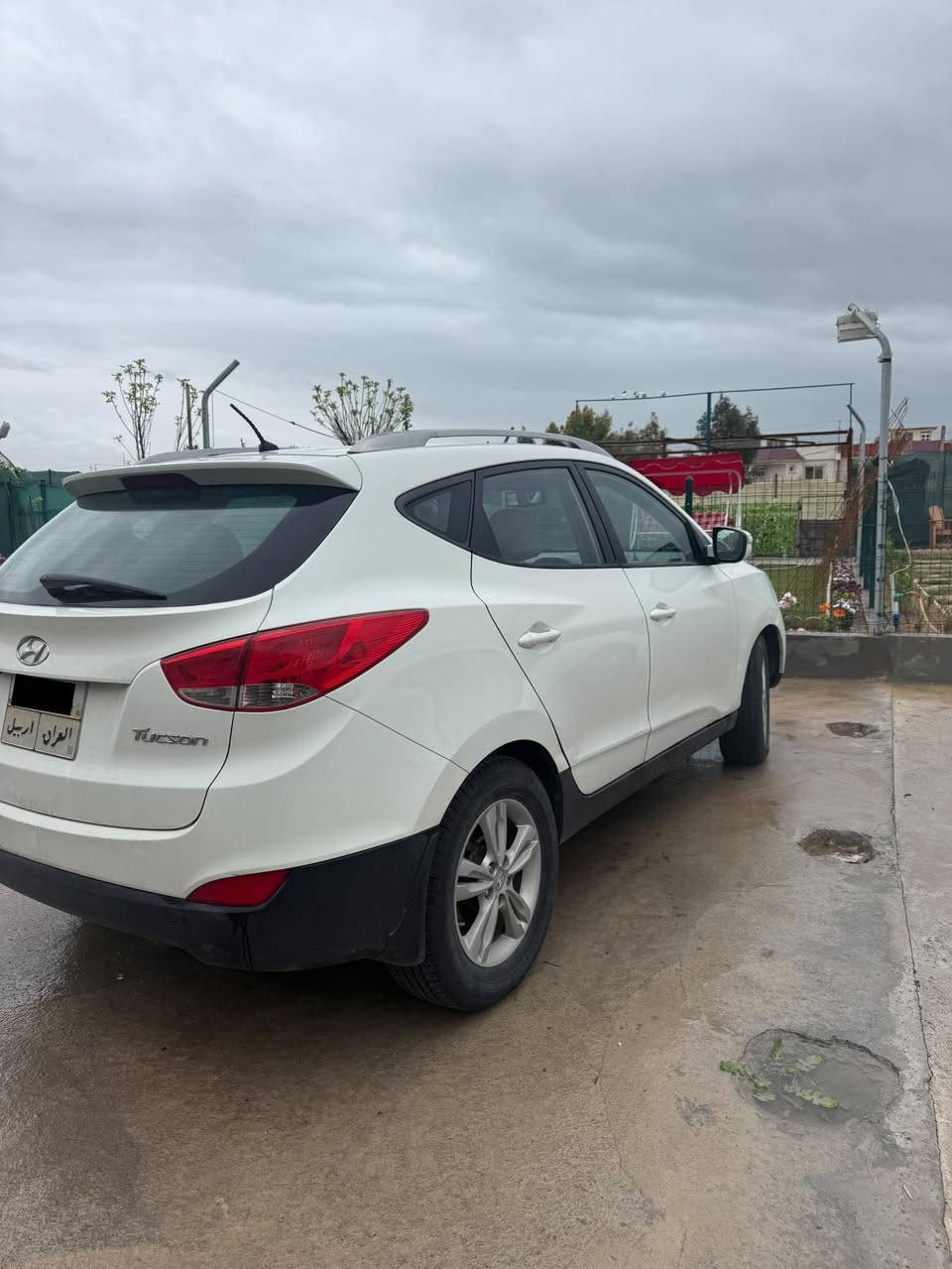 توسان 
موديل :2011
ضرر :مكفوله بدون صبغ 
مكينه وكير بشرط ما مفتوح 
رقم اربيل شرط التحويل +غرامه 
سعر:130$ وبيها مجال 
رقم :*********** واتساب +فايبر 
غير متواجد على الفيسبوك
