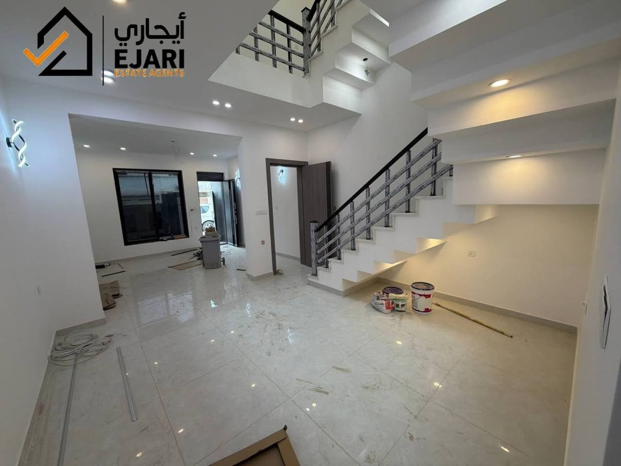 اعلان ايجار 
Ejari  إيجاري 
يوجد مشتمل في منطقه الحارثيه قرب ساحه النسور فرع هادئ بناء حديث مودرن  غير مسكون مساحه ١٠٠ متر علما كهرباء ٢٤ ساعه وطني مجهز سبالت+كاونترات مطبخ  
يحتوي ٣ غرف +صاله +هول +مطبخ +حمام عدد٤ +بيتونه كبيره يصلح سكن للشغاله 
للاستفسار  ***********
اذا مهتم بالسعر اكتب رقم 10 سوف يتم الرد خلال ثواني 
نقدم خدمه  اداره العقارات في جميع مناطق بغداد في حاله انك مشغول او امسافر وماعندك وكت اتابع البنايه او اي عقار يمنه الحل ايجاري بديل  
يلبي طلبك وانت مكانك بطرق حديثه 
او زيارتنا الى موقع الشركه في حي الجامعه الفرع مقابيل كليه الاداره والاقتصاد فرع مدرسه المباهج👇
 https://maps.app.goo.gl/uwkk4QPYd5EgivjP8?g_st=iw

 للمزيد من العروض يمكنكم الانضمام قناه التلكرام👇
https://t.me/omarEjari

وتساب 👇 فقط رسائل 
https://iwtsp.com/9647754445448

 التيك توك 👇
https://www.tiktok.com/@ejari86?_t=8V089pzmx7t&_r=1

 قناة  YouTube 👇

https://youtube.com/channel/UCPxpJjtiuOb1RoTmh_X9cZQ

#iraq #baghdad #kurdistan #iraqi #properties #property #investment #openhouse
#propertyinvestment #luxurylifestyle #apartment #sold #rent #apartments
#عقارات_المنصور #للايجار #ايجار #مجمعات #شقق #إيجاري #الجامعه  #المجمعات #شقق #سكني #اليرموك  #السلام #اليرموك #الجادريه #تجاري #الداوودي
