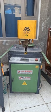 للبيع معمل pvc سنكل 5 قطع وكمبريسر ماركة احمد يكارج كلش نظيف وشغال للا...