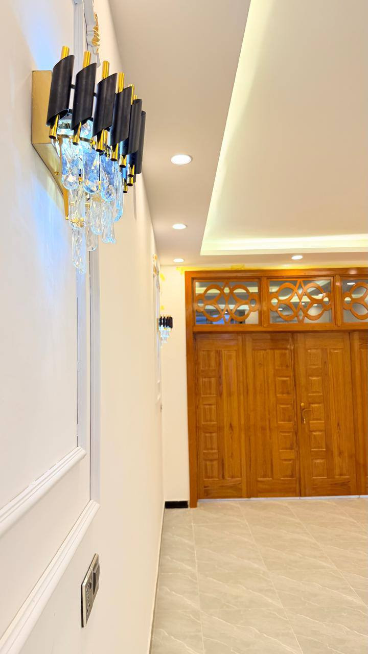 🏡 دار للبيع – ملحق حي ميسان
📐 150 متر
🧱 بناء درجة أولى
🏗 أساس + سقف كونكريت
🧱 طابوق نهروان
🚪 حدادية درجة أولى
🚪 خشب جاوي تزكام
🪟 ألمنيوم
زراعي اقرار محكمة 
🛏 غرفتين | 🛋 صالة | 🎤 استقبال
🍽 مطبخ | 🚿 حمام داخلي | 🚽 خارجي

📞 ***********7
#عقارات
 #عقارات
