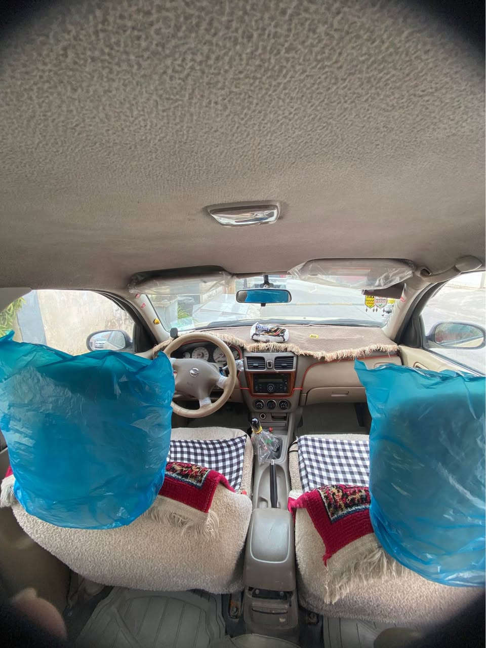 نيسان سني تكسي ٢٠١٠ دوو پارچة سبوغي هةية سةيارةيةكي زور خاوينة چوار جام كارةيابي گير عادي سعري ١٠٨ كةميك مجال ز.م/*********** أربيل, العراق
