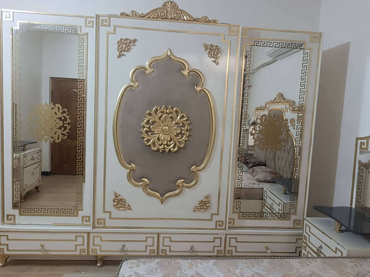 غرفه كلش نضيفه 8 قطع للبيع بمليون و50
كربلاء المعملچي
🎊🎊اخذ سكرين وتعال خاص
