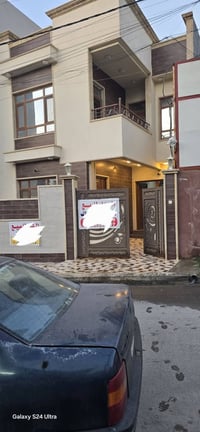 حي المشراق • ١٠٥م • ٣ غرف