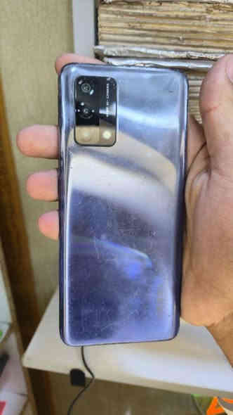 اوبو a74 
ذاكرة: 128
رام: 6
بطارية: 5000
جهاز امبدل شاشة فقط 
االباقي كلة شغال دبل شريحة كامرتة كلش حلوة شحنة زين 
السعر 80 الف مكان ناصرية مركز 
رقم ***********
