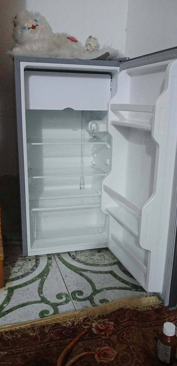 ثلاجة للبيع المكان كربلاء السياحي نظافه ١٠٠٪ جديدة  السعر ٨٠ قفل


**إذا كنت صاحب هذا الإعلان وتريد حذفه لأي سبب، رجاءا أرسل رسالة إلى الدعم الفني**