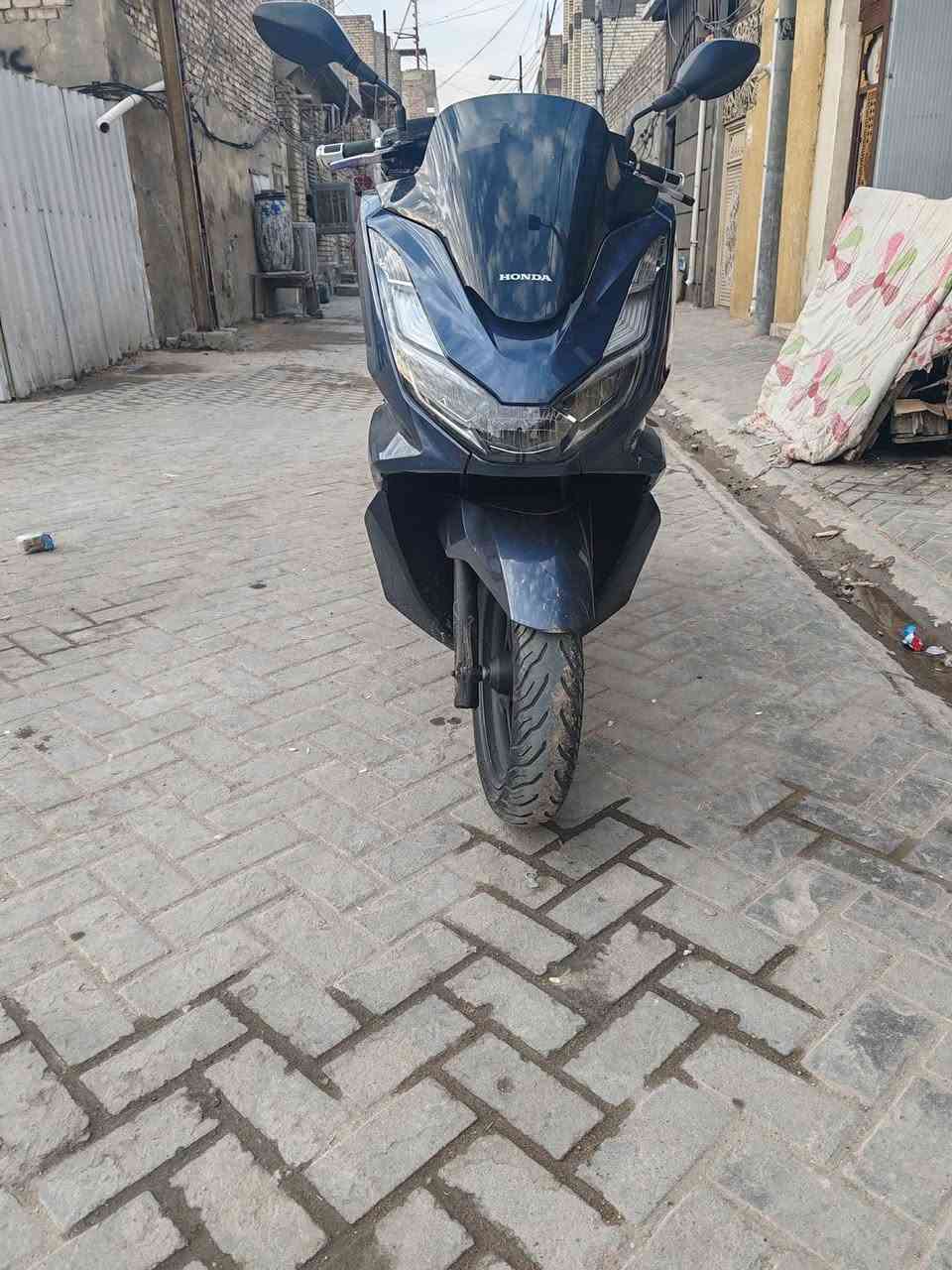 *********** السلام عليكم دراجه بيسي اكس جيل الرابع درجه ولا نقص درجه *********** مكاني مدينت الصدر ملاحضه الدراجه منزله رمبه
