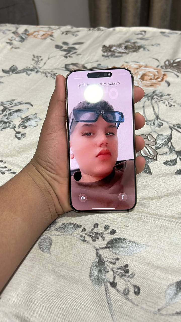 ‏سلام عليكم عندي iPhone 16 Pro ماكس بطارية 100 إضافة 100 مشحون 100 مرة ماستر باكيت موجود تلفون 256 تلفون كلش جديد مكان بغداد الشعب الرقم ***********
