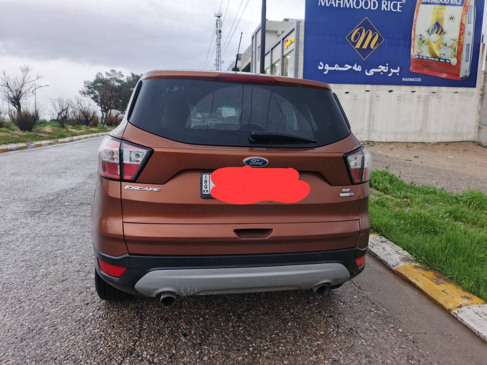 فورد ئسكةيب 2017فول مواسةفات بةشةرتي كيرو مكينة رقم سةنةوي تازة جوارتاية لوك يةك بارجة بوياخ بي دةعم ***********/*********** دار بنديهكان, السليمانية
