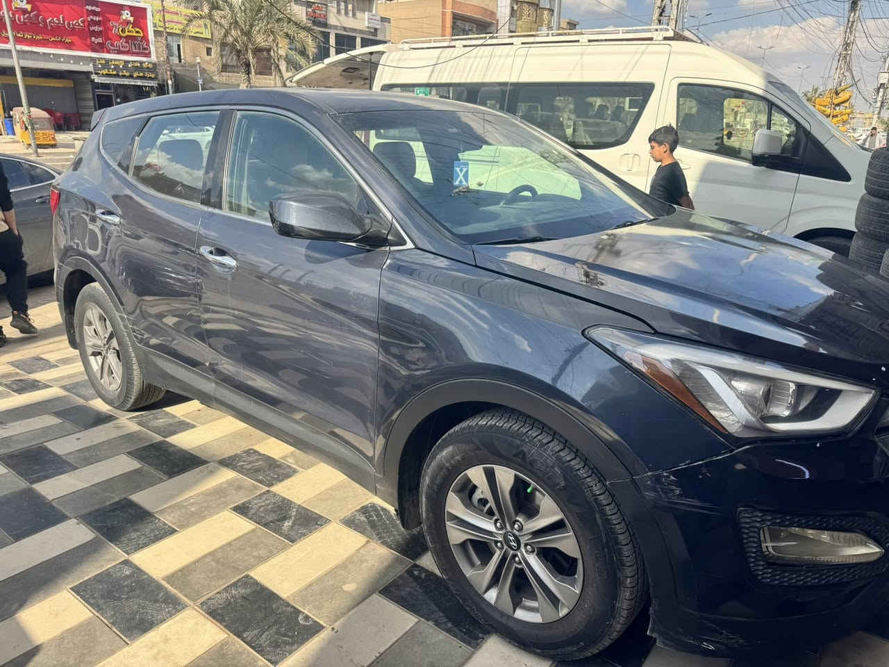 للبيع فقط سنتافيا ٢٠١٦ محرك ٢٤٠٠/جيدي اي وارد امريكي حادث جاملغ خلفي وجنطه ولبنيدمحرك  مفتوح صدر جديد جاهزه للخير سعر ١١٧ وبيهة مجال قليل العنوان شعب شارع عدن مجاور مطعم حجي عادل /***********
