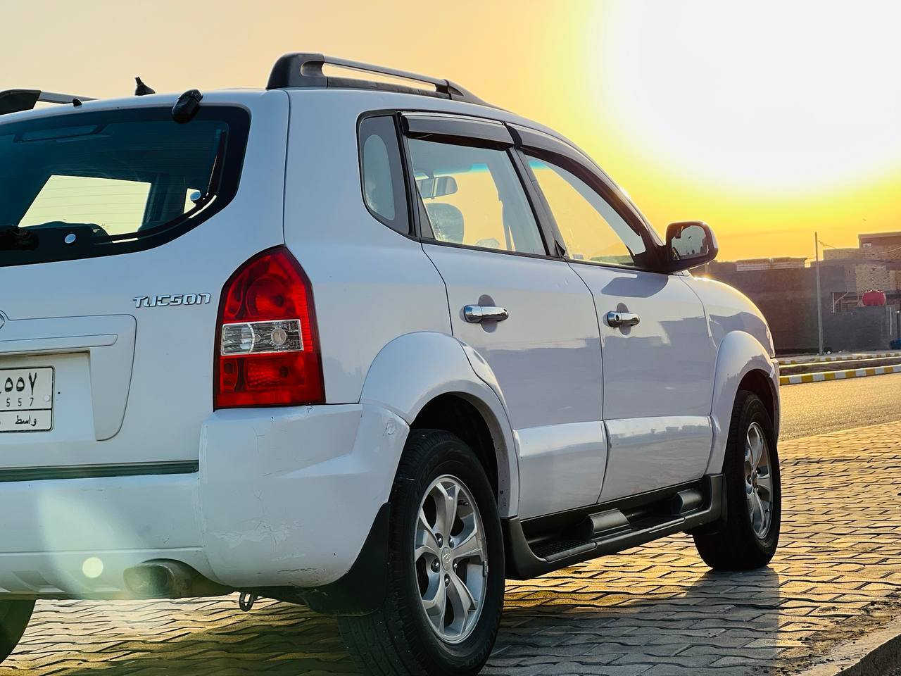 توسان خليجي موديل ٩ مكينه دوش ٢٠٠٠ نضيفه كلش صدر حداديه تخم تاير جديد بيها قطعتين صبغ مكانه بابل ناحيه الشوملي السعر ١١٥وبيها مجال ***********
