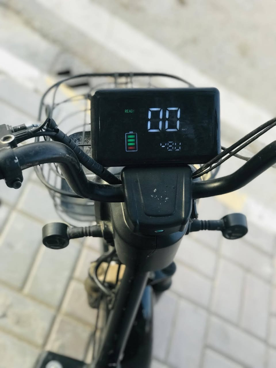 دراجه شحن بطاريات جديده 
لسعر 150 الف وبي مجال 
تصل ***********
