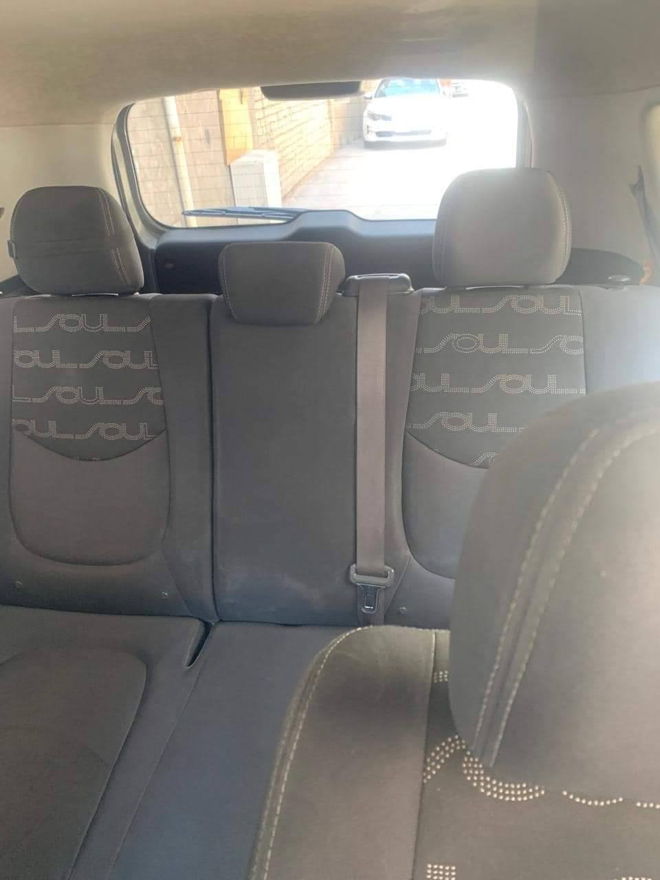 السلام عليكم كيا صول 2012 امريكي محرك 2000 دوش المرغوب بالسوك  محتاجة تبديل محرك تبديل محرك ابيع على حطتها تاخذها بكرين وابيع صافي مالي علاقة بالمعاملة او الدلالية الغرامات المرورية 200 الف وجوة عليك 300 وفوك اني أحملها فوك عليه
السياره رقم انكليزي باسمي بغداد
السيارة تاخذها بكرين ابيع على حطتها غير البصمة ماعندي اليحب يشتريها يتفضل على الرقم
 ***********
عندي سونارها وسعرها 70 وبيه مجال
