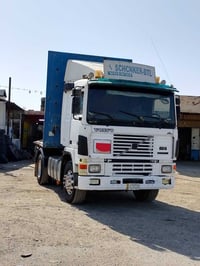 فولفو f12 موديل 92 تك سبرنك محرك 22 للصرف ولا بخار تخم تأير كير 3*3  ك...