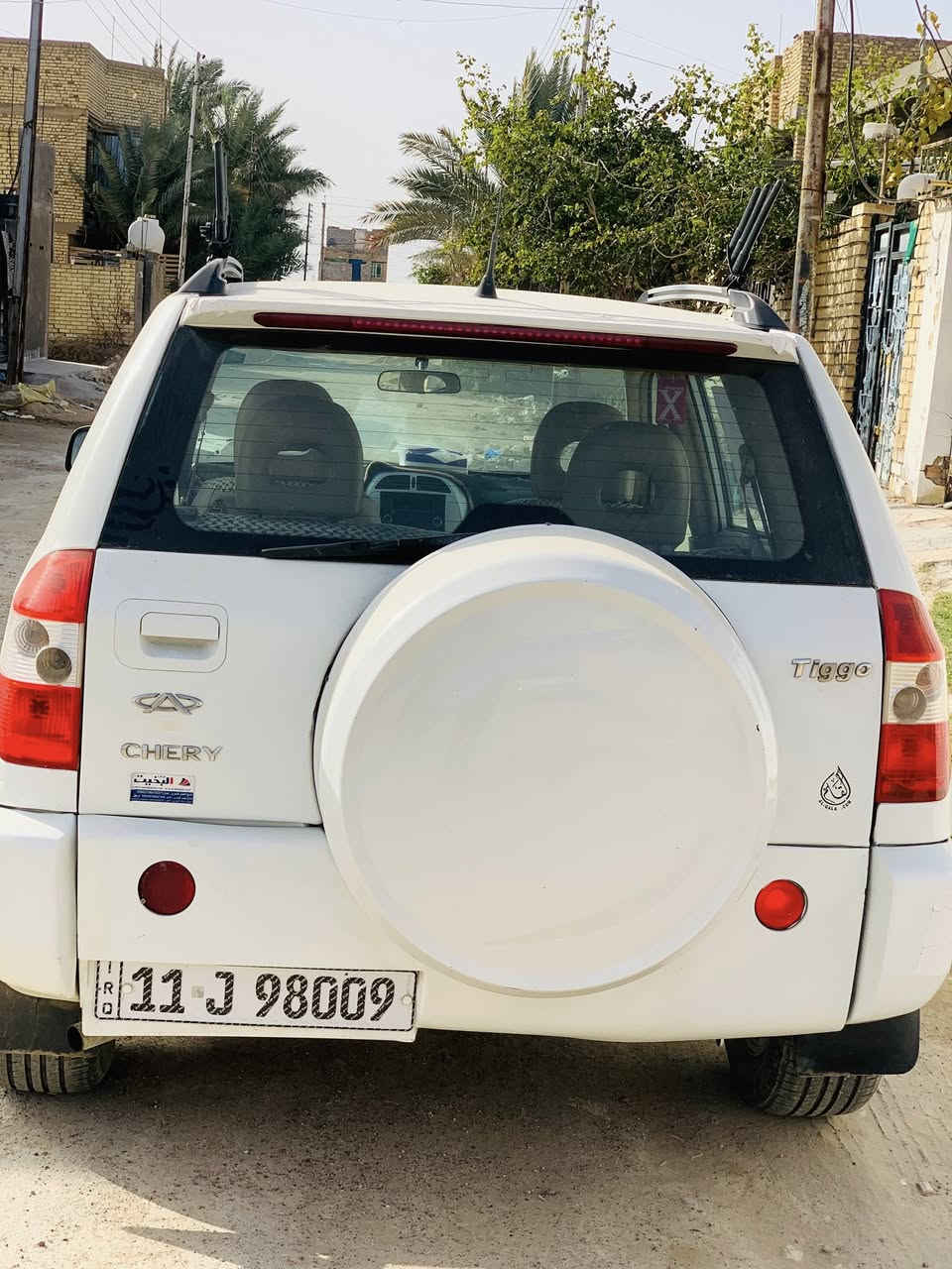 سلام عليكم تيكو ٢٠١١ للبيع السعر ٦١ وبيه مجال بسيط رقم بغداد سنوية لنهاية ٢٦ كير ميكانيكي المرغوب والكير جديد مال حاوية مكينة جديدة ومكفولة مكينة ٢٠٠٠ السيارة فتحة تحكم ستيرن ريمون قفل عن بعد لايت زنون منظومة جديدة وبيه ريمون مال لايت كشنات جدد السيارة ماناقصهه شي مكاني بغداد سبع البور ومتواجد بالجادرية رقم الهاتف   *********** واتساب متواجد
