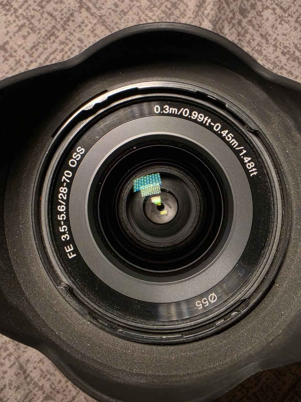 للبيع عدسة Sony FE 28-70mm f/3.5-5.6 OSS
للـ Sony E-mount فل فريم، نظيفة    .
.
ما بيها خدوش ولا فطر ولا مشاكل، الفوكس شغال تمام.

السعر: 250 ألف قابل للتفاوض


**إذا كنت صاحب هذا الإعلان وتريد حذفه لأي سبب، رجاءا أرسل رسالة إلى الدعم الفني**