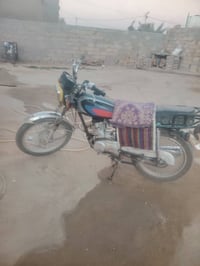 1سلام عليكم دراجة البيع أربعة كير موديل 24كلك مكفولة السعر ٣٠٠وبيهة مج...