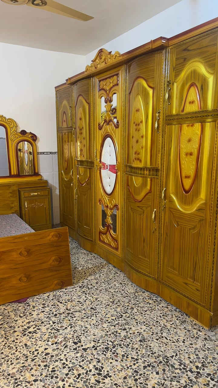 650 غرفة أخت الجديدة خمس بوب ملحق زاوية كنتوريه ظهر جرجوبه مكاني بغداد الشعب حي البساتين  وعندي توصيل للاستفسار ع ***********
