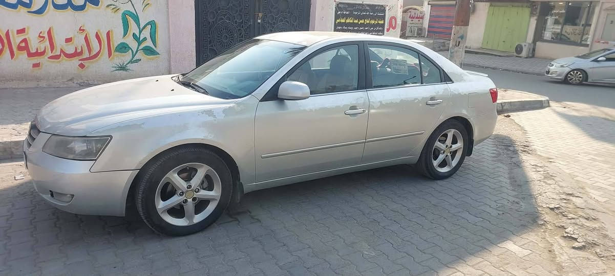 سوناتا للبيع موديل ٢٠٠٦ وارد كندي
السياره مصبوغه حزام وجارده بيه جاملغ خلفي جه السايق مكينه 2000 جاهزه من كلشي كهربائيات وتبريد وتخم تاير مكان السياره بغداد

اني مكلف بنشر

للإستفسار ***********
ب 85 ورقه بيه مجال
